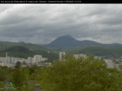Clermont-Ferrand - Campus - vue Puy de Dôme 
