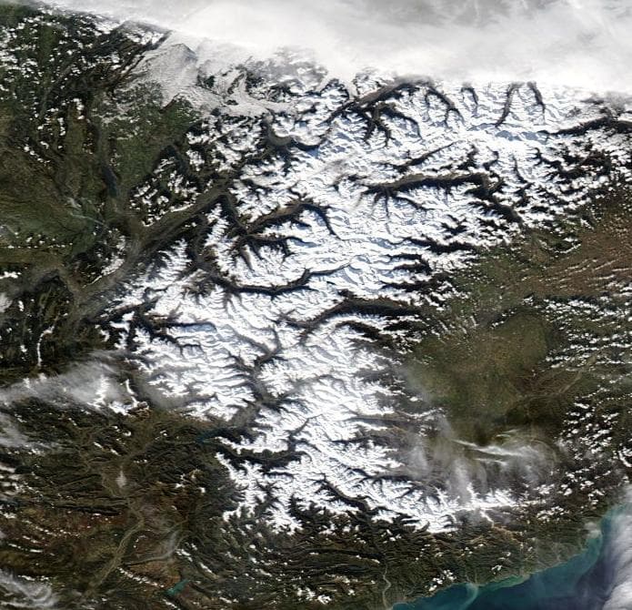 Image d'illustration pour Chutes de neige abondantes sur les Alpes frontalières