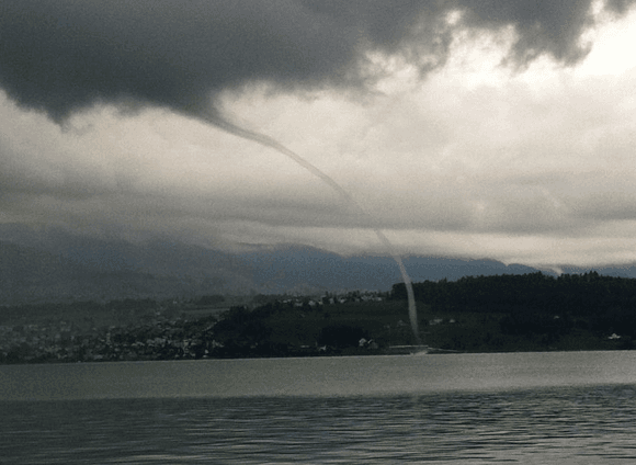 Image d'illustration pour Tubas et trombes en France et en Suisse