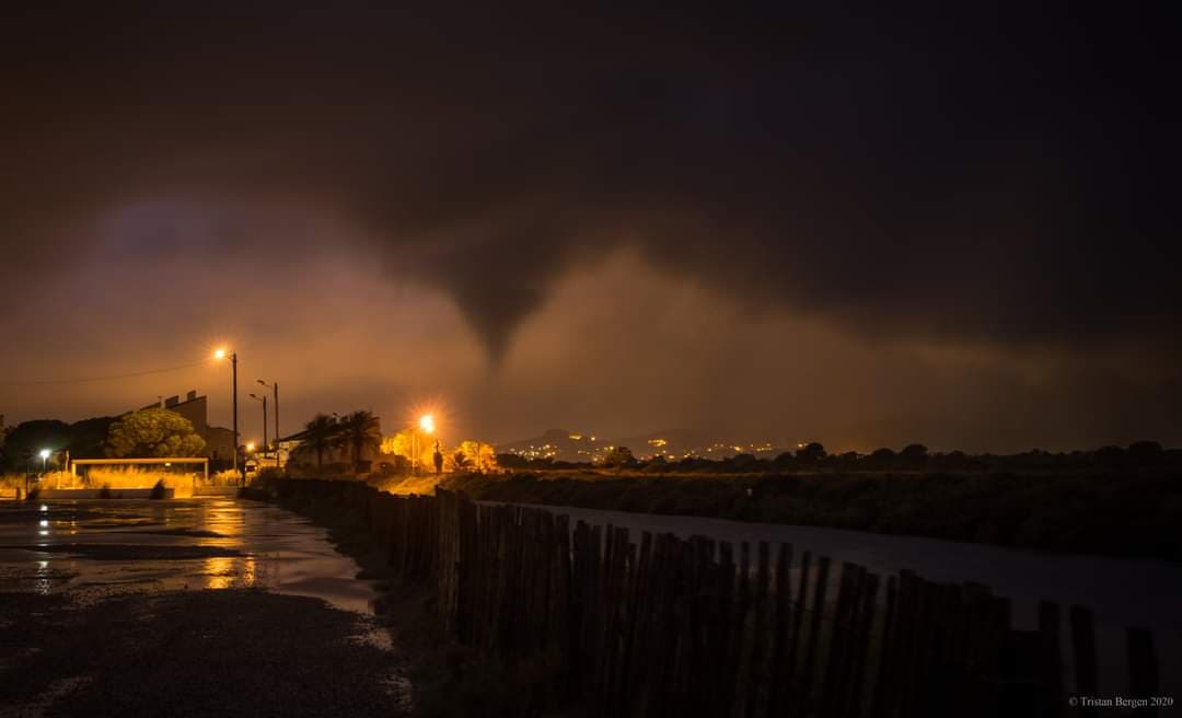 Image d'illustration pour Orages, inondations, tornades : week-end d'intempéries dans le Sud-Est