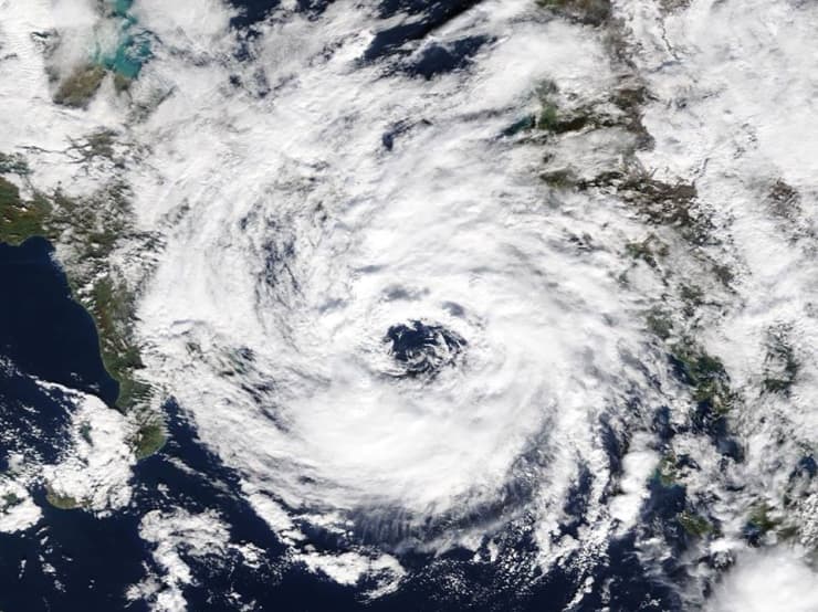 Image d'illustration pour Médicane Ianos : un petit cyclone en Méditerranée